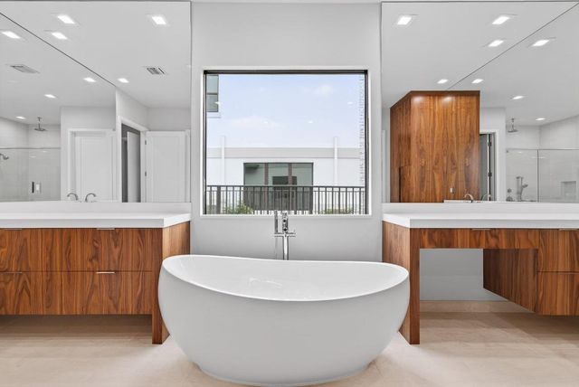 9892 Migration Point, Palm Beach Gardens, FL 33412