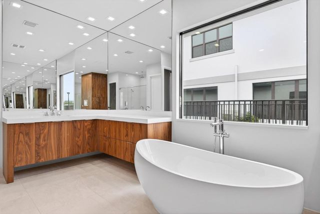 9892 Migration Point, Palm Beach Gardens, FL 33412