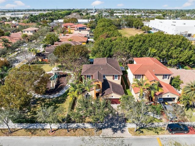 426 NE 20th Ave, Homestead, FL 33033