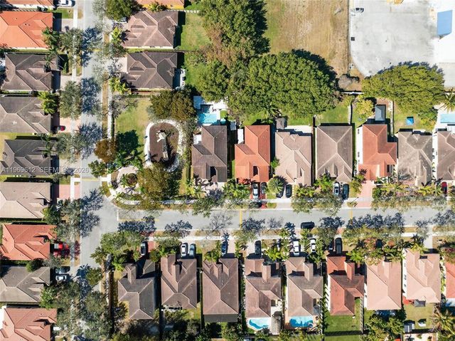 426 NE 20th Ave, Homestead, FL 33033