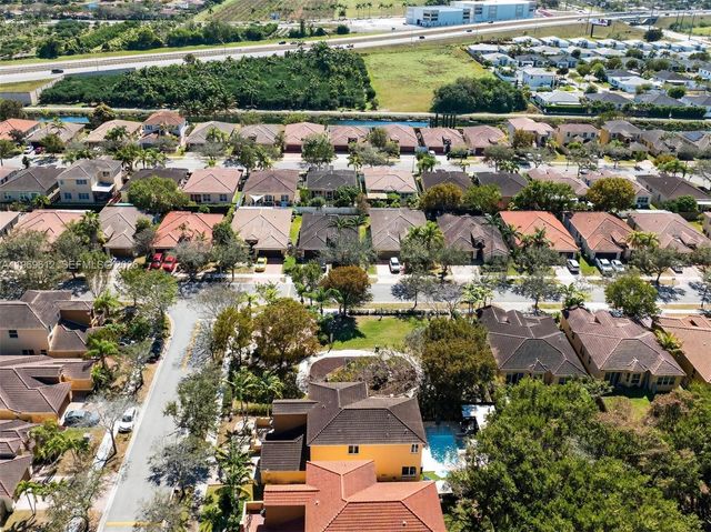 426 NE 20th Ave, Homestead, FL 33033