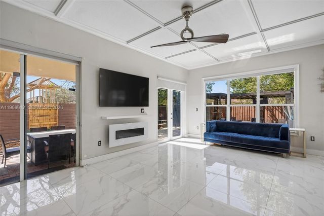 426 NE 20th Ave, Homestead, FL 33033