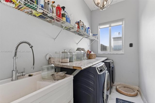 426 NE 20th Ave, Homestead, FL 33033