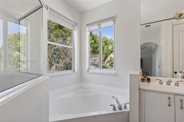 426 NE 20th Ave, Homestead, FL 33033