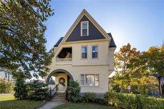 52 Saint Johns Place, Buffalo, NY 14201