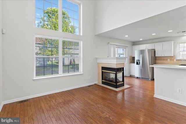 313 FOUNTAYNE LN, Trenton, NJ 08648