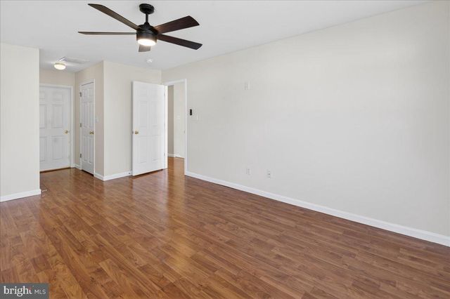 313 FOUNTAYNE LN, Trenton, NJ 08648