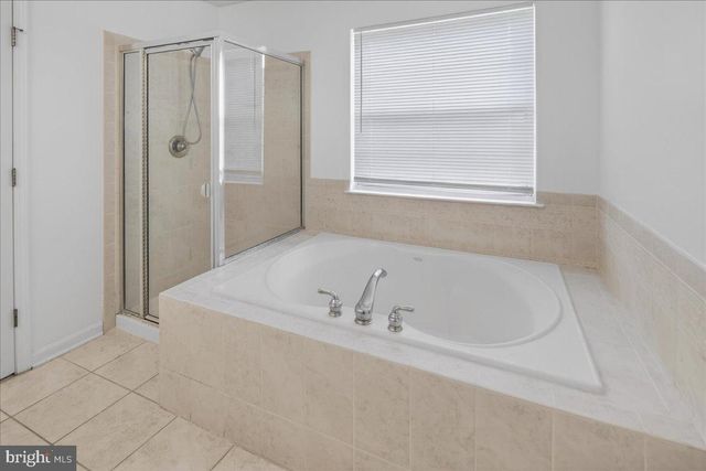 313 FOUNTAYNE LN, Trenton, NJ 08648