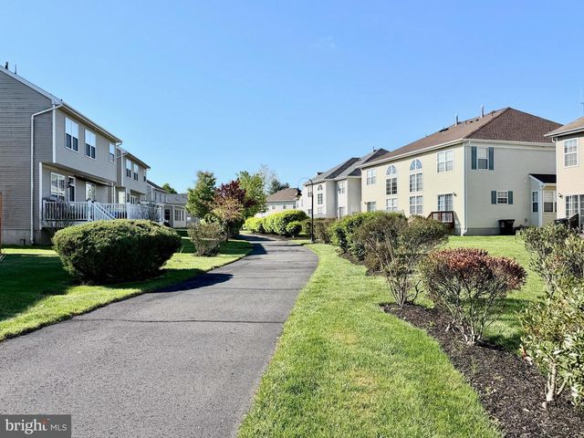 313 FOUNTAYNE LN, Trenton, NJ 08648