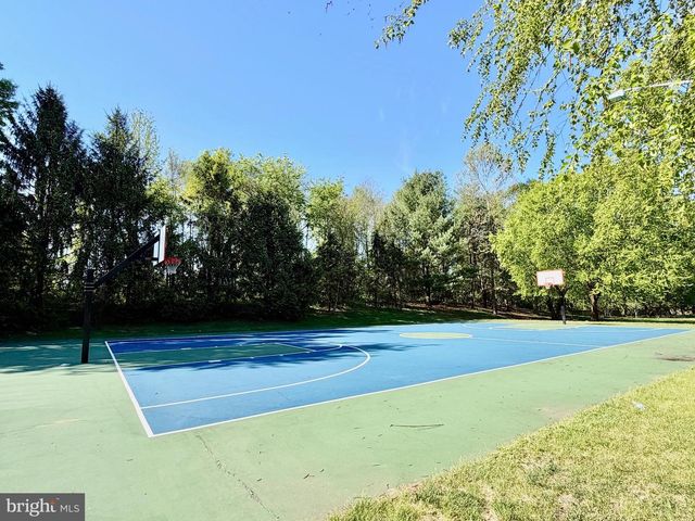 313 FOUNTAYNE LN, Trenton, NJ 08648