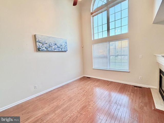 313 FOUNTAYNE LN, Trenton, NJ 08648