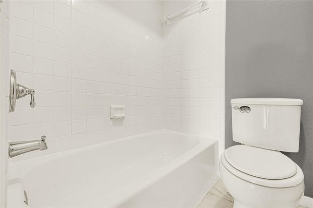 4170 Amir Street, Houston, TX 77072