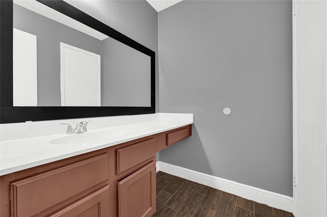 4170 Amir Street, Houston, TX 77072