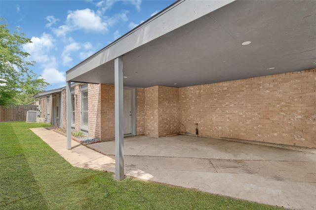 4170 Amir Street, Houston, TX 77072