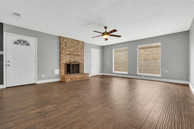 4170 Amir Street, Houston, TX 77072