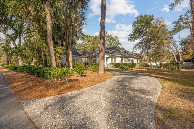 343 Major Wright Road, St Simons Island, GA 31522