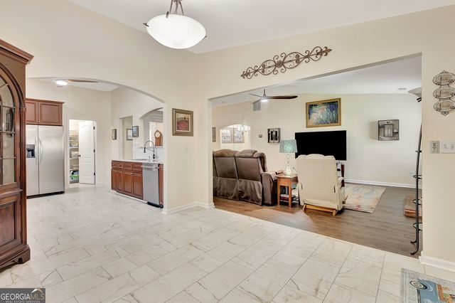 395 Sylvan Loop, Fayetteville, GA 30214