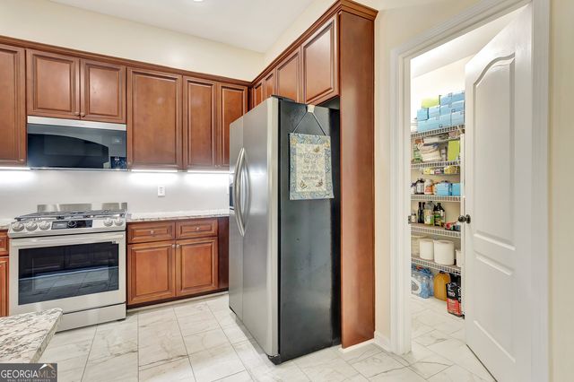 395 Sylvan Loop, Fayetteville, GA 30214