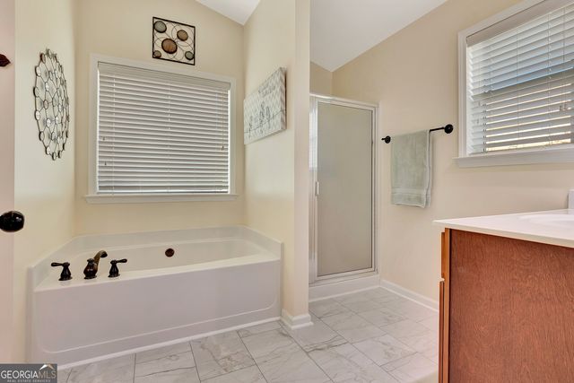 395 Sylvan Loop, Fayetteville, GA 30214