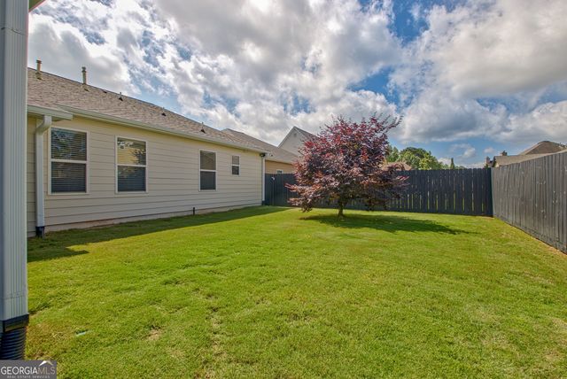 395 Sylvan Loop, Fayetteville, GA 30214