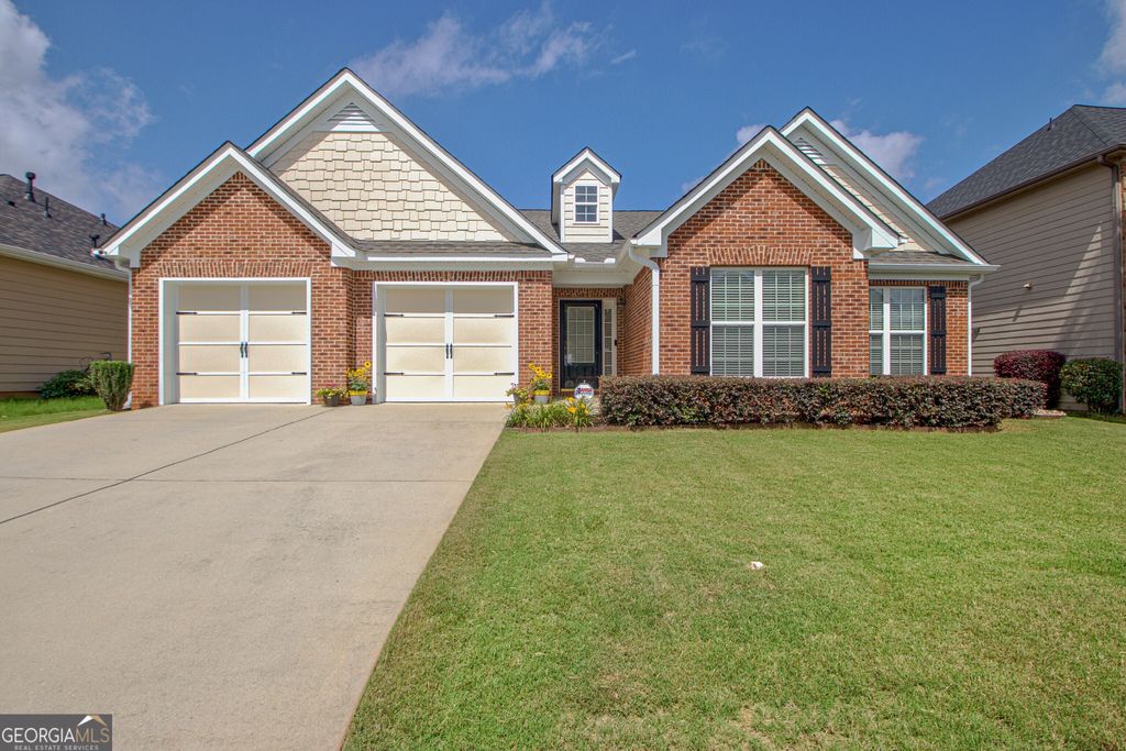 395 Sylvan Loop, Fayetteville, GA 30214