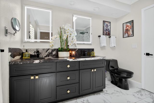 788 E Milgeo Ave, Ripon, CA 95366