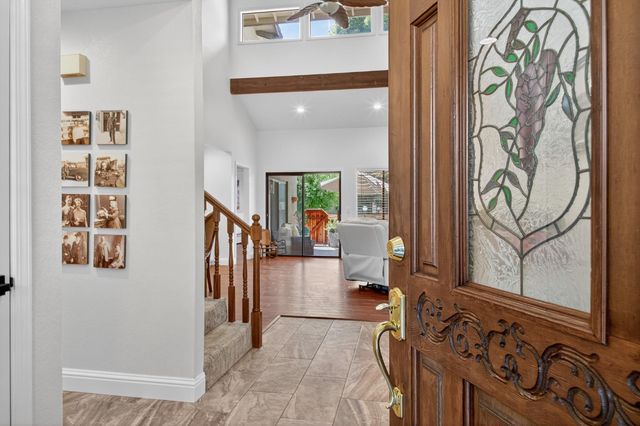 788 E Milgeo Ave, Ripon, CA 95366