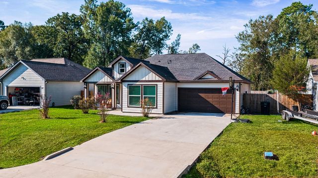 404 Candlelight Lane, Livingston, TX 77351