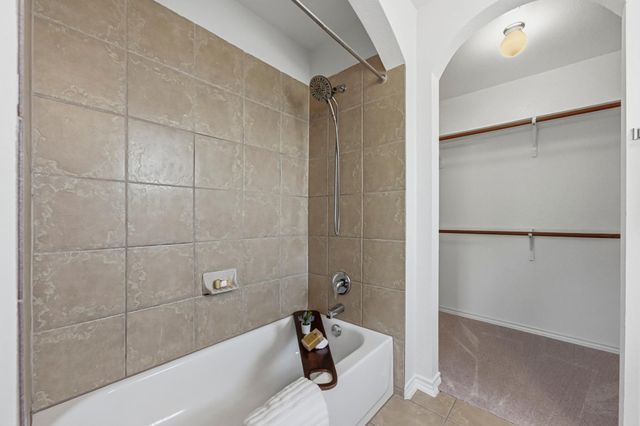 6516 Bay City BND, Austin, TX 78725