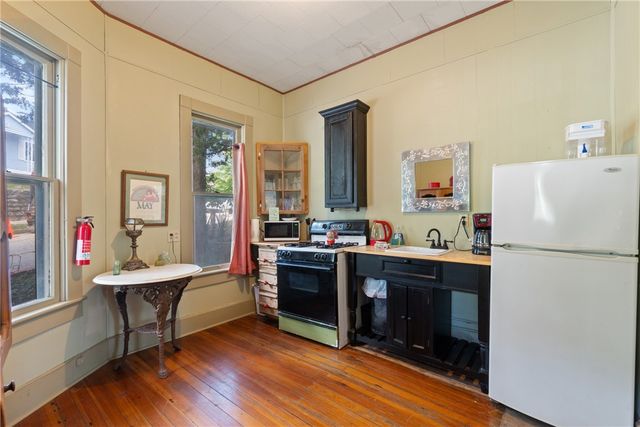 3 Prospect Avenue, Eureka Springs, AR 72632