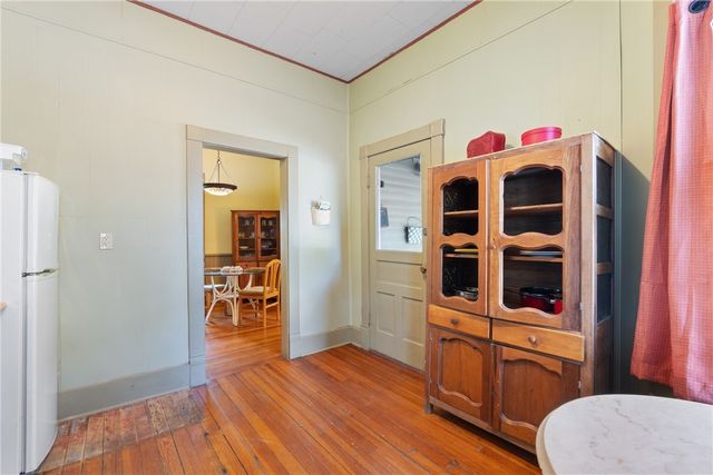 3 Prospect Avenue, Eureka Springs, AR 72632