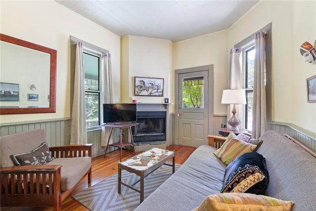 3 Prospect Avenue, Eureka Springs, AR 72632