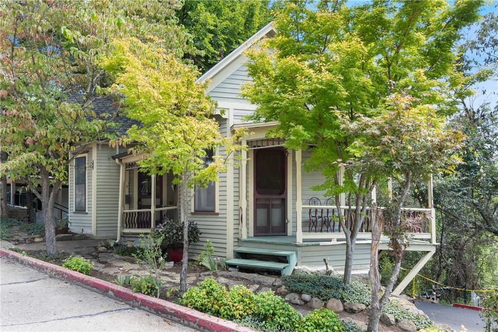 3 Prospect Avenue, Eureka Springs, AR 72632