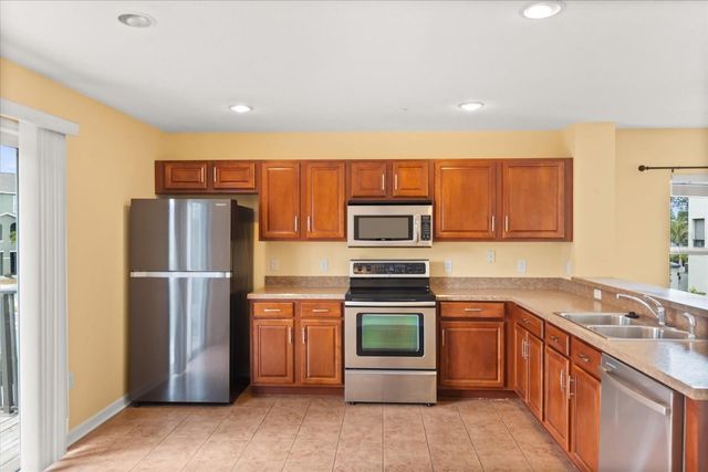 4405 TUSCAN LOON DRIVE, Tampa, FL 33619