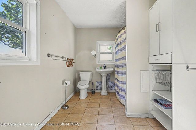 3357 Thornton Highway, Charlotte, MI 48813