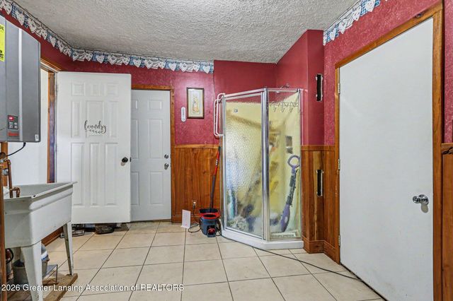3357 Thornton Highway, Charlotte, MI 48813