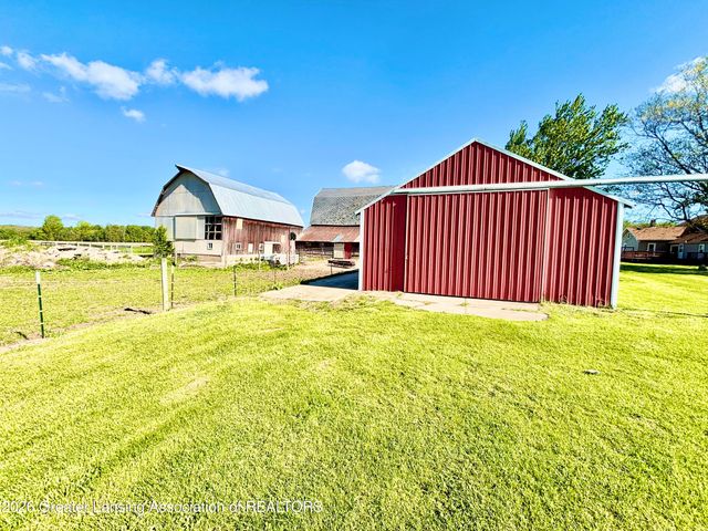 3357 Thornton Highway, Charlotte, MI 48813