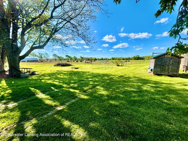 3357 Thornton Highway, Charlotte, MI 48813