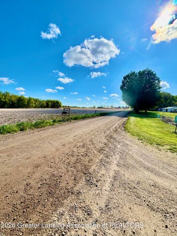 3357 Thornton Highway, Charlotte, MI 48813
