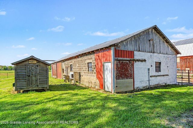 3357 Thornton Highway, Charlotte, MI 48813
