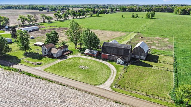 3357 Thornton Highway, Charlotte, MI 48813