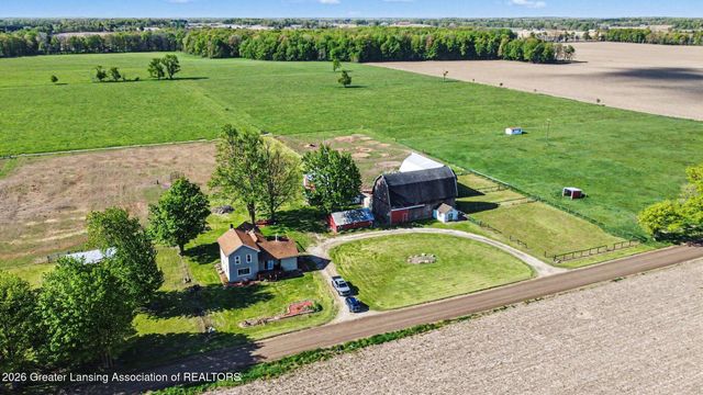 3357 Thornton Highway, Charlotte, MI 48813
