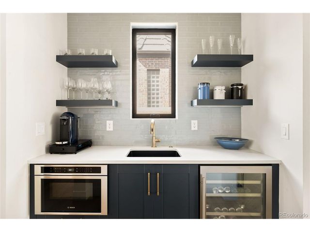 1055 S Josephine St, Denver, CO 80209