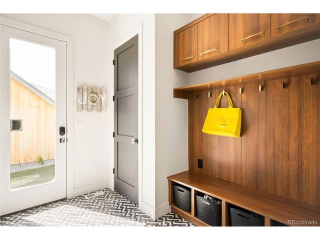 1055 S Josephine St, Denver, CO 80209
