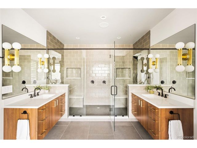 1055 S Josephine St, Denver, CO 80209