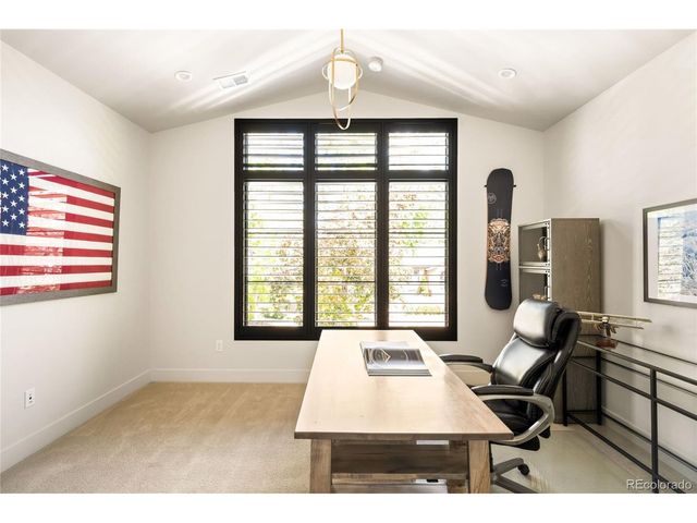 1055 S Josephine St, Denver, CO 80209