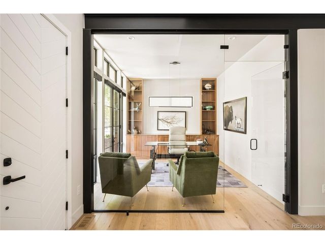 1055 S Josephine St, Denver, CO 80209