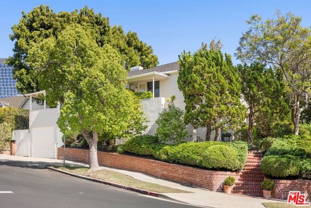 1706 Comstock Avenue, Los Angeles, CA 90024