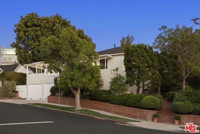 1706 Comstock Avenue, Los Angeles, CA 90024