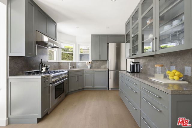1706 Comstock Avenue, Los Angeles, CA 90024